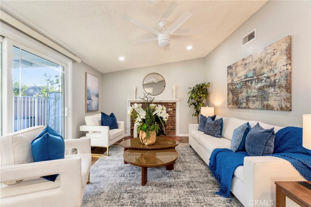 2936 Treefern Drive Duarte, CA 91010 - Photo 5 of 28