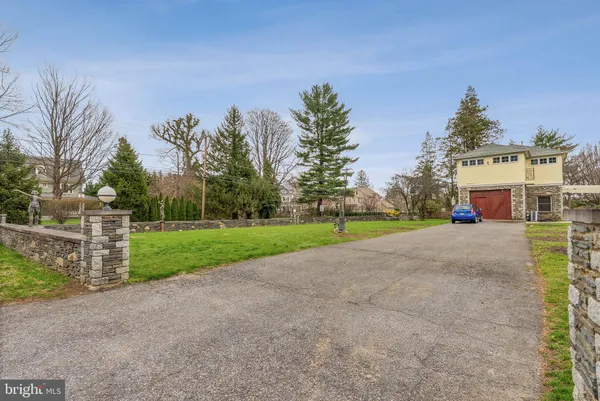 $1,850 | 217 North Providence Road, Wallingford, PA 19086