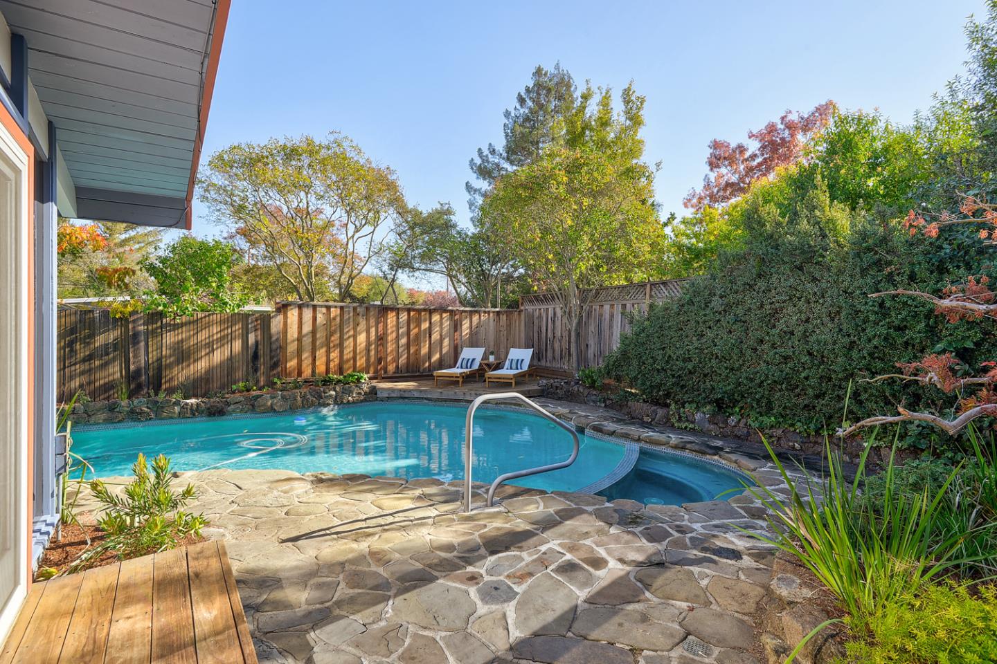 2 Roosevelt Circle Palo Alto, CA 94306 - Photo 32 of 42 a view of a backyard with a fountain