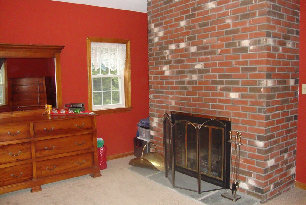 116 North Sturbridge Road Charlton, MA 01507 - Photo 16 of 30 Gallery Image 16