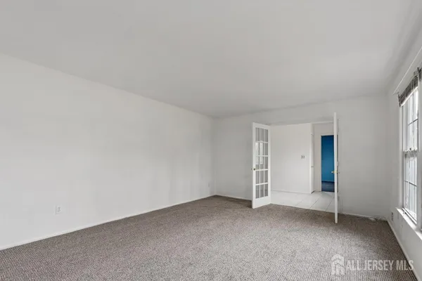 $699,900 | 12 Village Drive, Old Bridge, NJ 07747