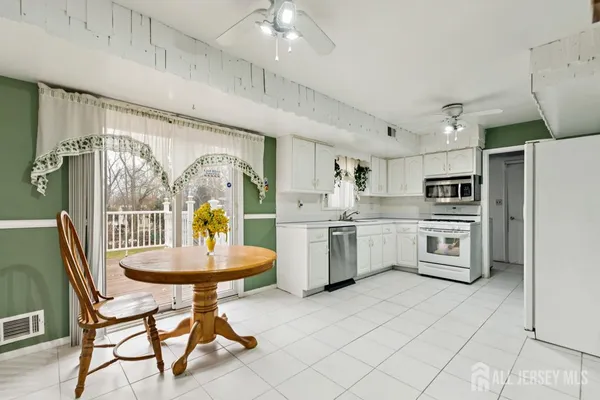 $699,900 | 12 Village Drive, Old Bridge, NJ 07747