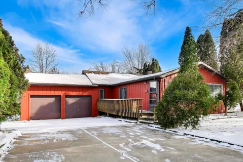 $325,000 | 5303 Victor Street, Downers Grove, IL 60515