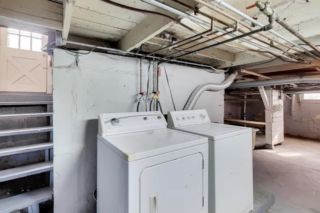 $325,000 | 5303 Victor Street, Downers Grove, IL 60515