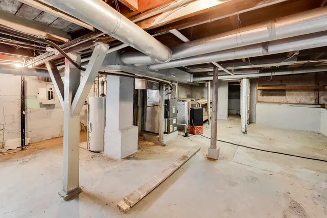 $325,000 | 5303 Victor Street, Downers Grove, IL 60515