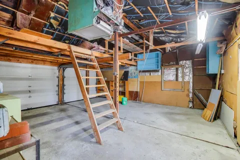 $325,000 | 5303 Victor Street, Downers Grove, IL 60515