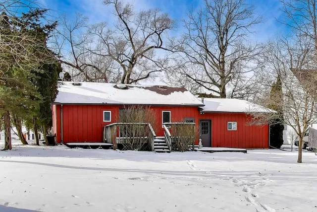 $325,000 | 5303 Victor Street, Downers Grove, IL 60515