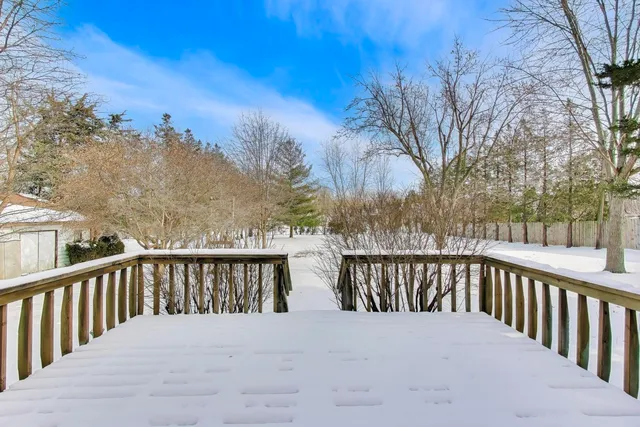 $325,000 | 5303 Victor Street, Downers Grove, IL 60515