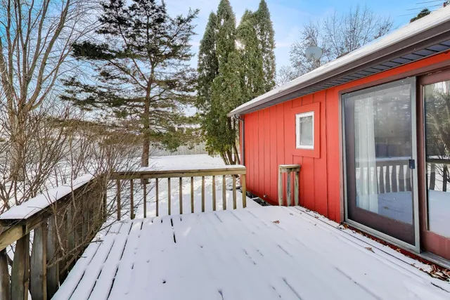 $325,000 | 5303 Victor Street, Downers Grove, IL 60515