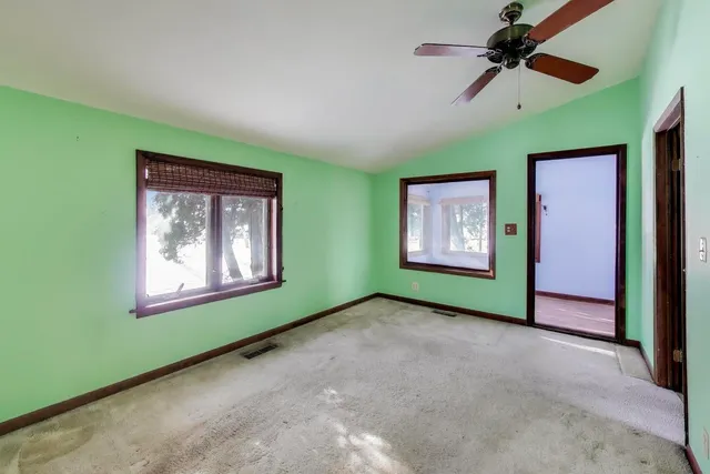 $325,000 | 5303 Victor Street, Downers Grove, IL 60515