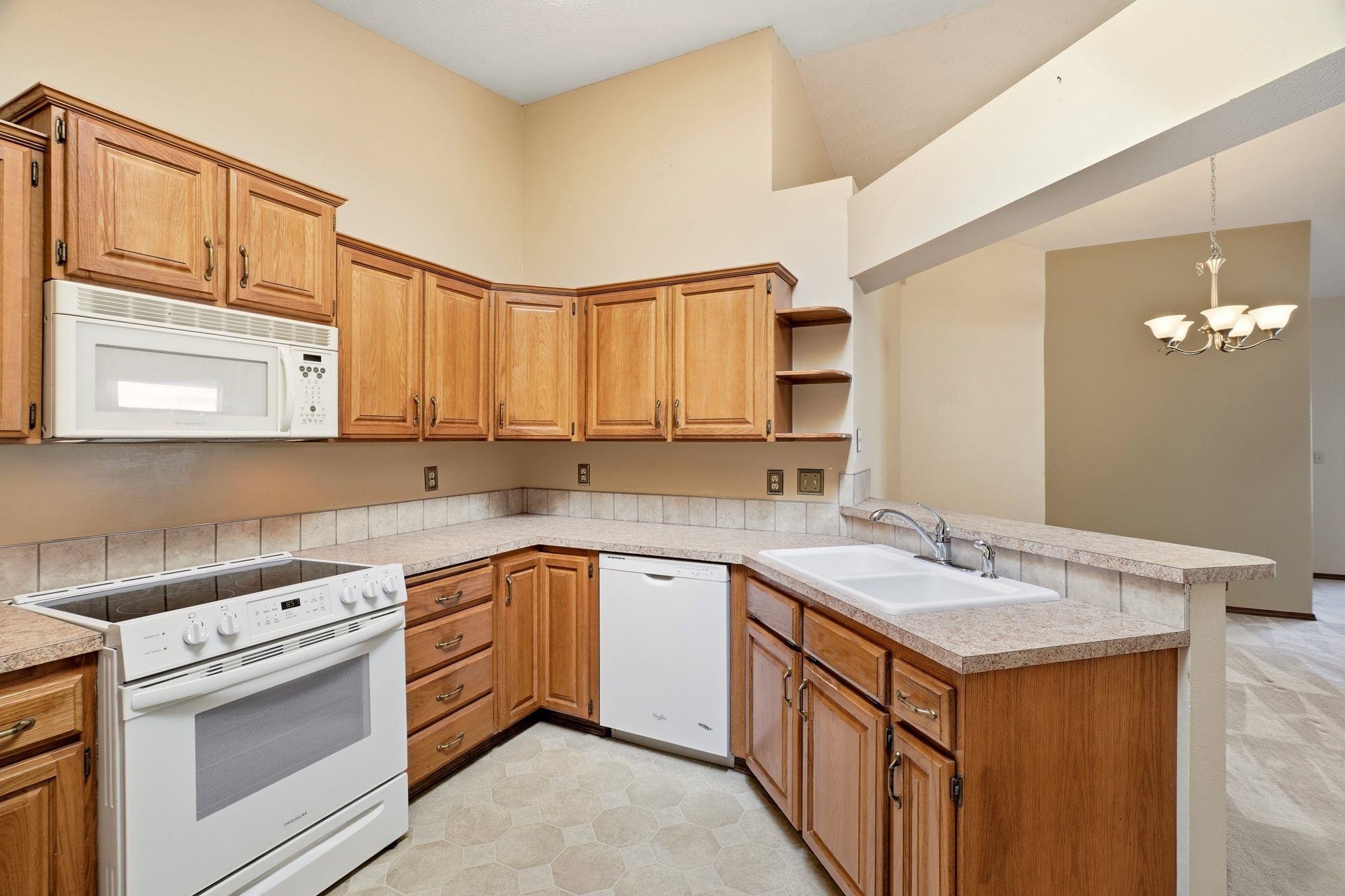 6907 North Hamilton Street Spokane, WA 99208 - Photo 10 of 36