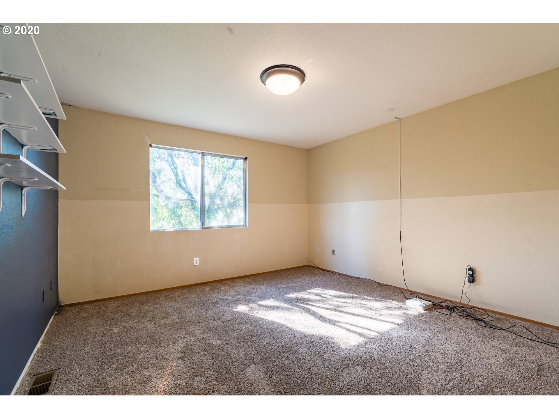 4453 Holly Street Springfield, OR 97478 - Photo 27 of 32