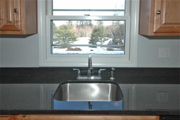 106 Kimball Road Amesbury, MA 01913 - Photo 4 of 19