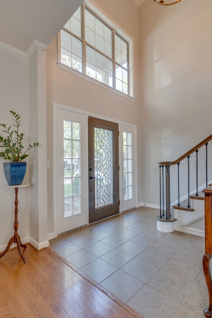 2003 Roderick Circle Franklin, TN 37064 - Photo 4 of 50 Gallery Image 4