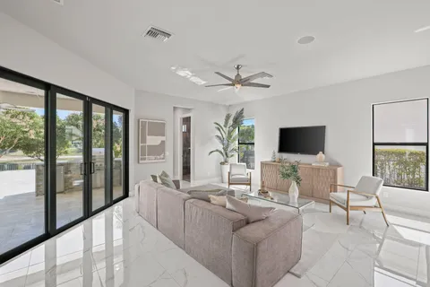 $3,295,000 | 7015 Northwest 27th Avenue, Boca Raton, FL 33496
