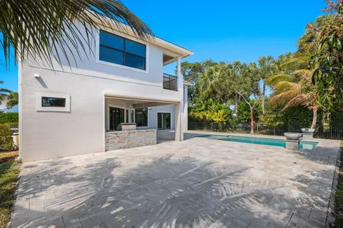 $3,295,000 | 7015 Northwest 27th Avenue, Boca Raton, FL 33496