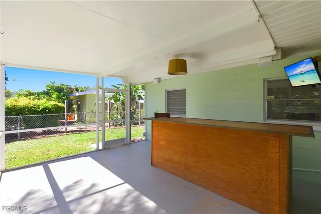 $250,000 | 1440 Mandel Road, Fort Myers, FL 33919