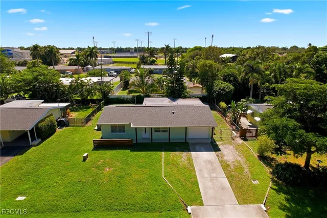 $250,000 | 1440 Mandel Road, Fort Myers, FL 33919
