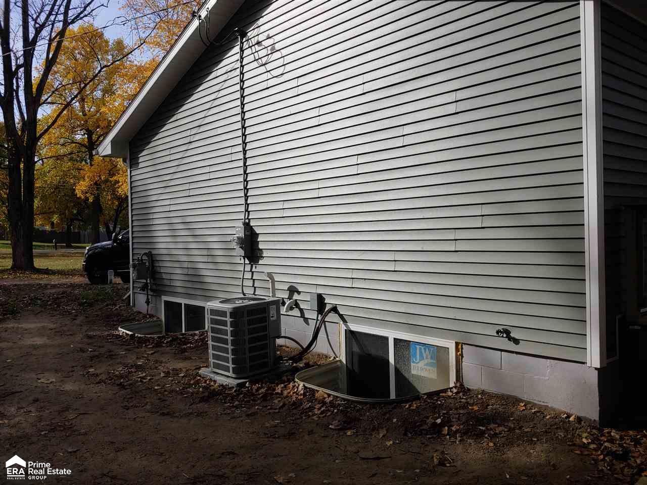1460 West Lake Road Clio, MI 48420 - Photo 28 of 31 50027436-27.JPG