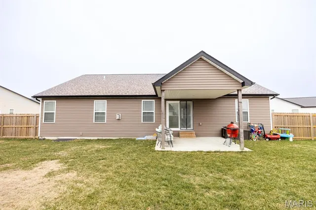 $425,000 | 708 Santa Fe Court, Shiloh, IL 62221