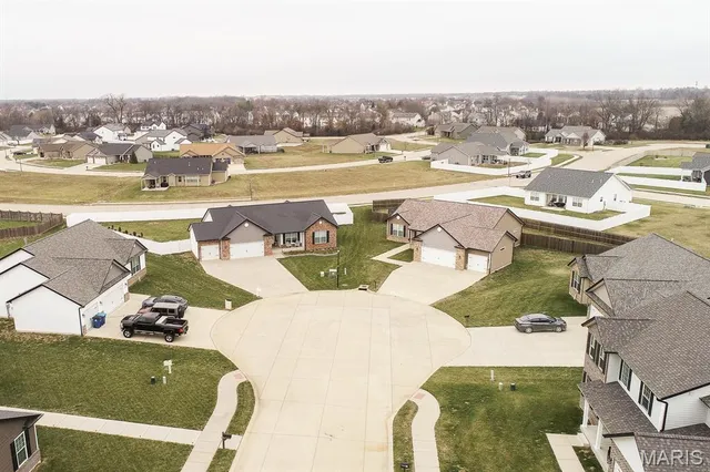 $425,000 | 708 Santa Fe Court, Shiloh, IL 62221