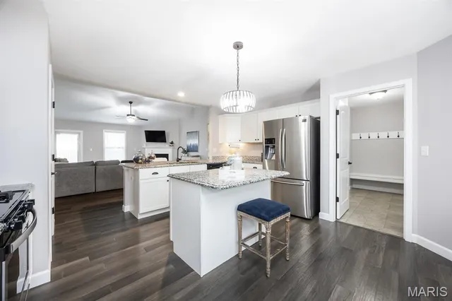 $425,000 | 708 Santa Fe Court, Shiloh, IL 62221