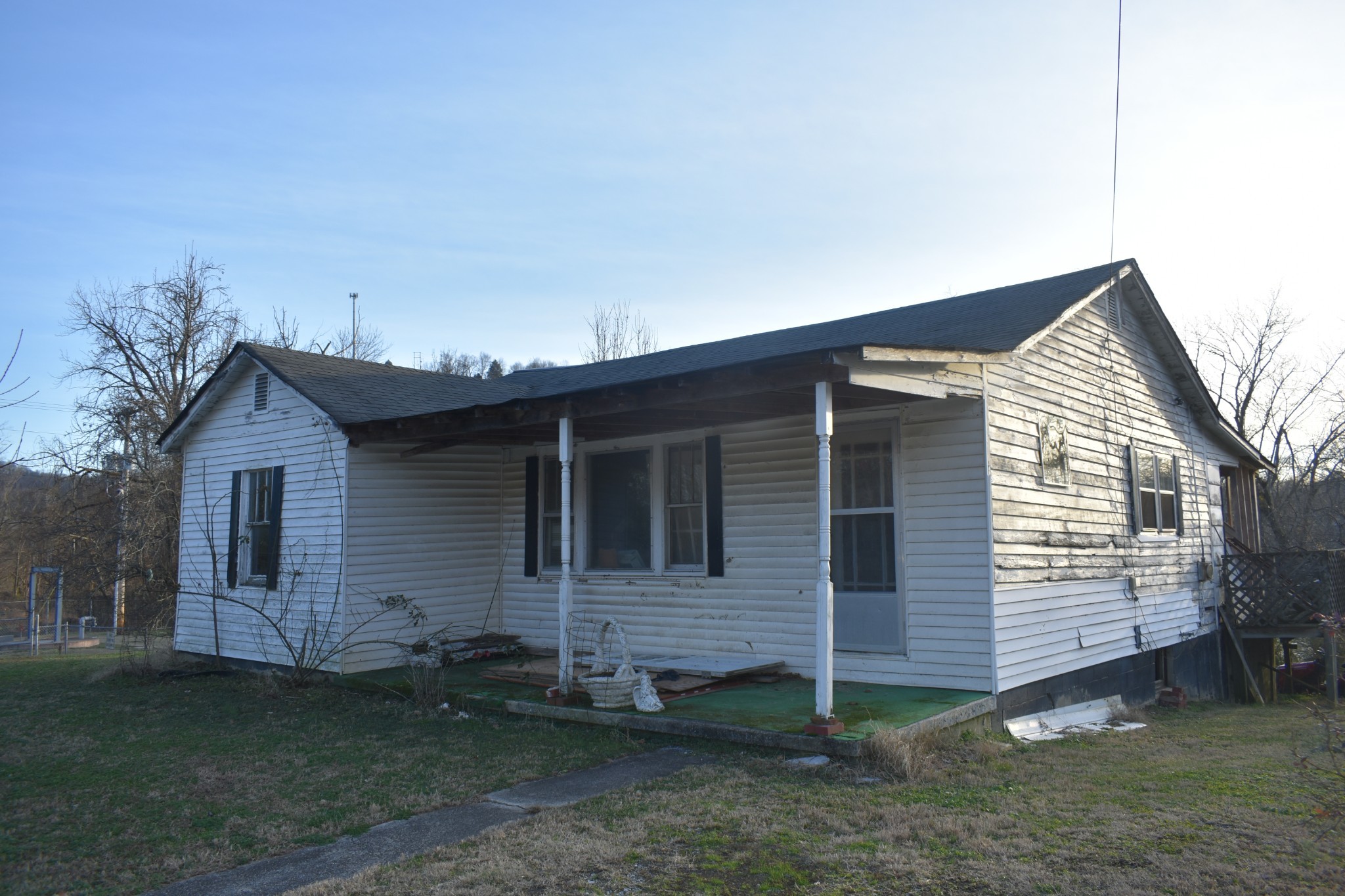 818 Upper Ferry Road Carthage, TN 37030 - Photo 1 of 10 Gallery Image 1