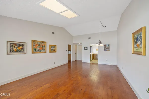 $574,900 | 31310 Village 31, Camarillo, CA 93012