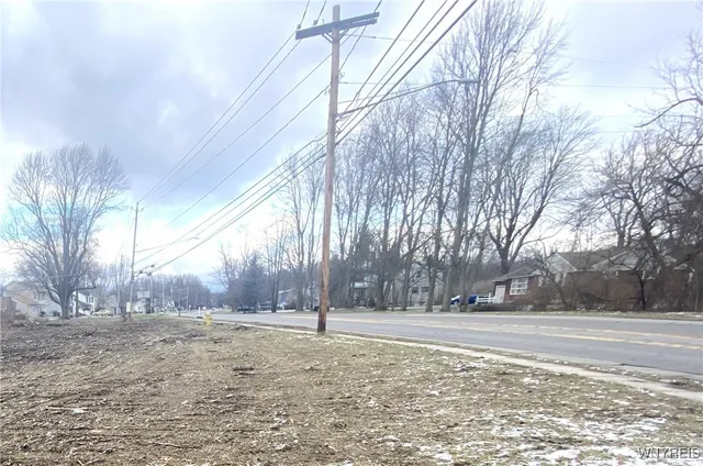 $39,900 | 3154 Sweet Home Road, Amherst, NY 14228