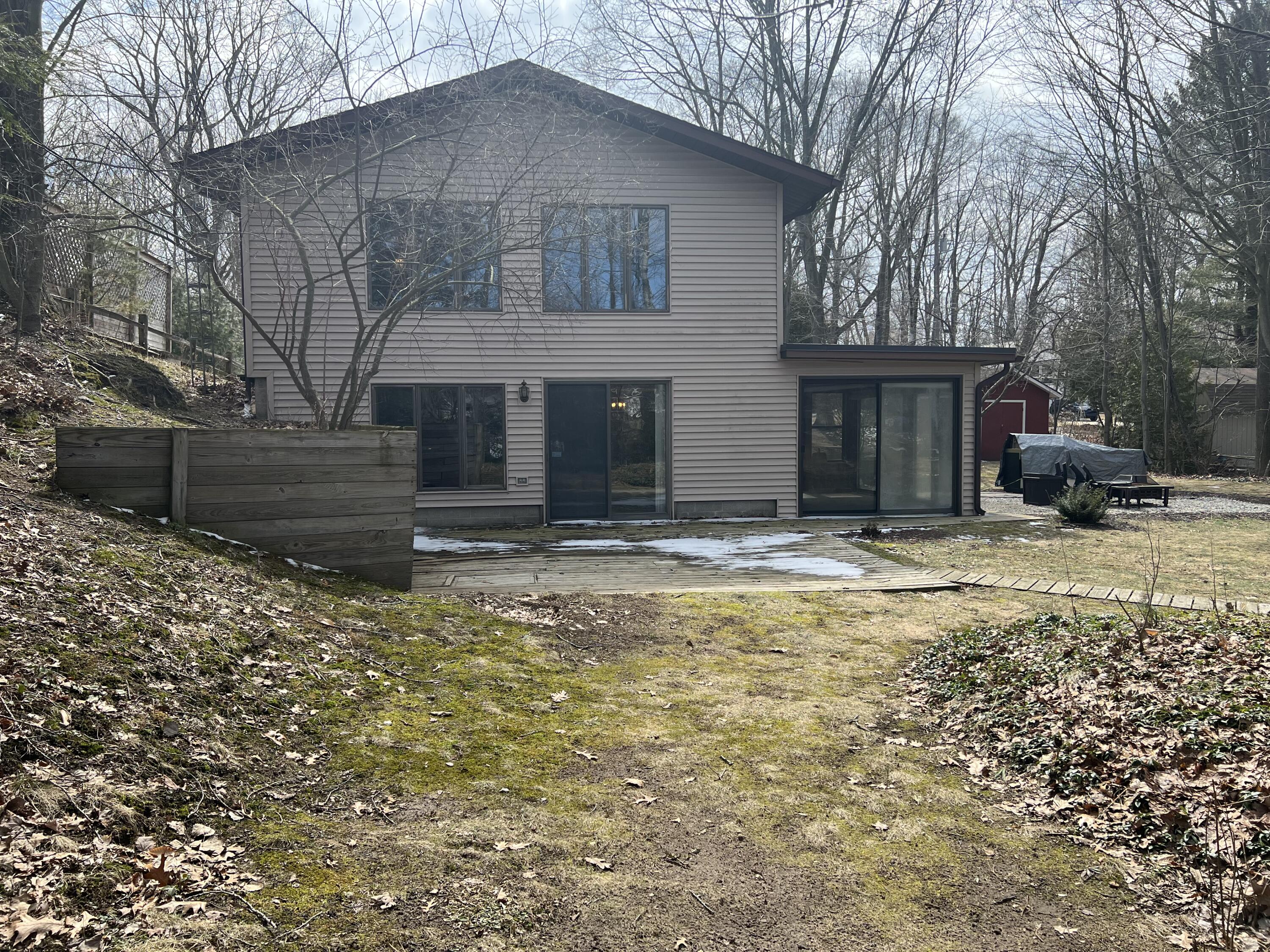 6820 West Travis Road Ludington, MI 49431 - Photo 2 of 39 North View