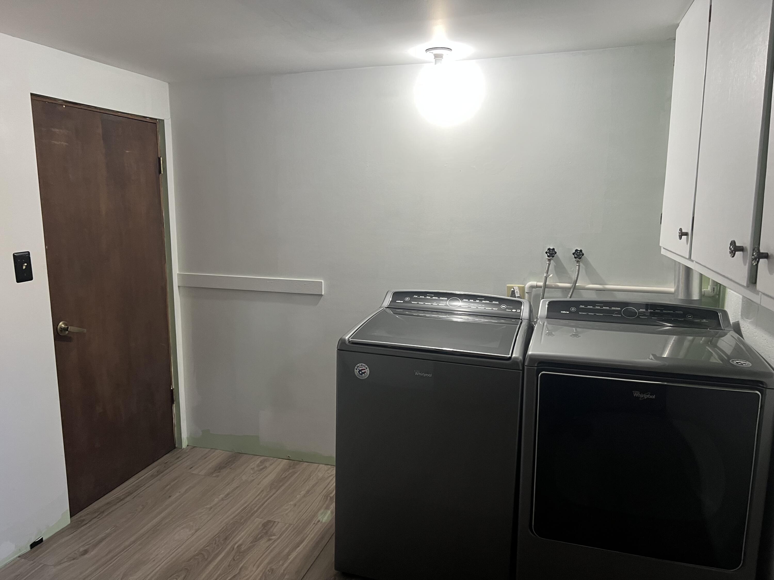 6820 West Travis Road Ludington, MI 49431 - Photo 34 of 39 Laundry