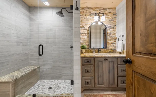 $2,834,360 | 547 Toccoa River Lane, Mineral Bluff, GA 30559