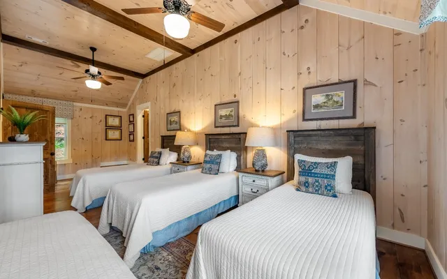 $2,834,360 | 547 Toccoa River Lane, Mineral Bluff, GA 30559