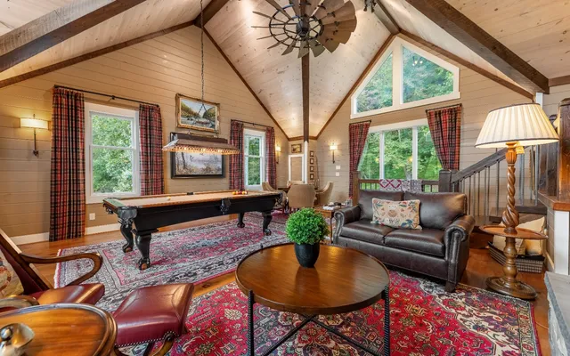 $2,834,360 | 547 Toccoa River Lane, Mineral Bluff, GA 30559