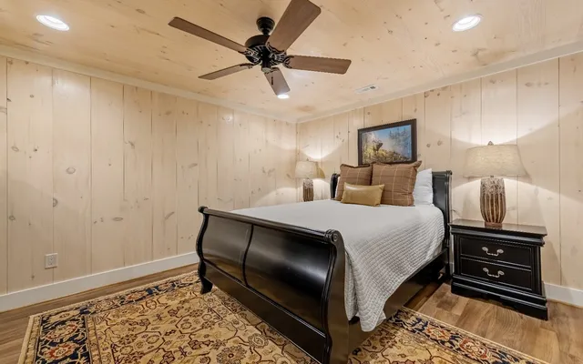 $2,834,360 | 547 Toccoa River Lane, Mineral Bluff, GA 30559