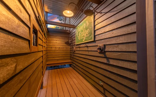 $2,834,360 | 547 Toccoa River Lane, Mineral Bluff, GA 30559