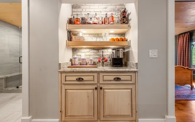 $2,834,360 | 547 Toccoa River Lane, Mineral Bluff, GA 30559