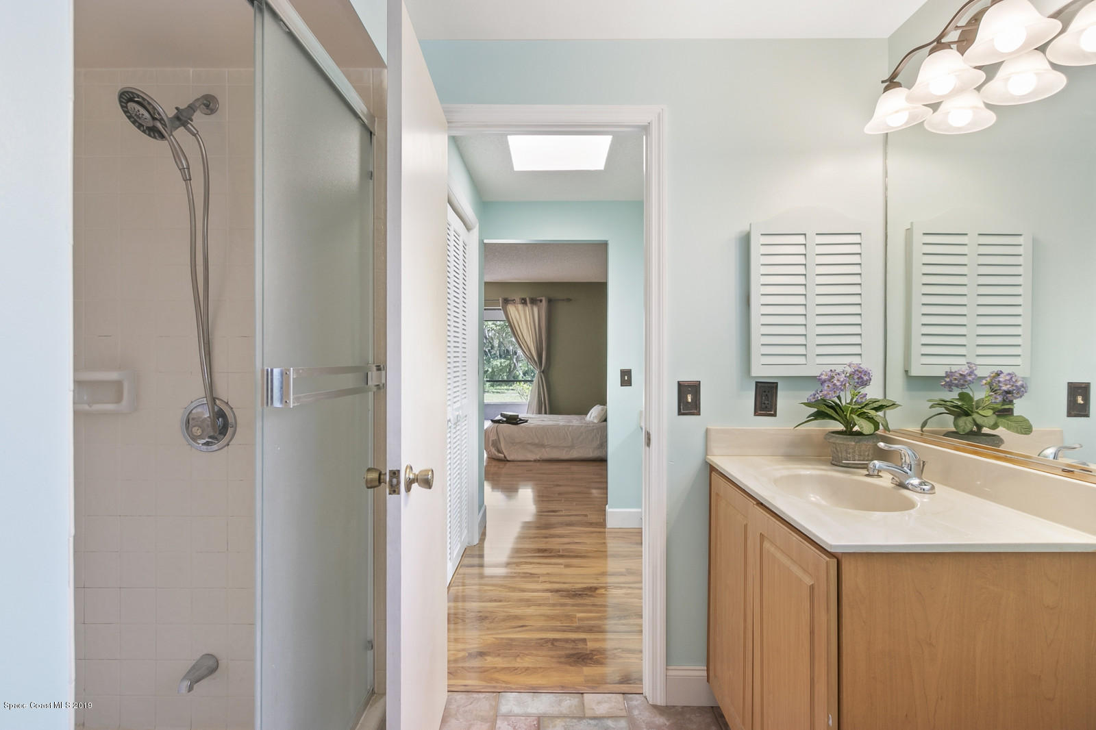 1320 Meadowbrook Road Northeast Palm Bay, FL 32905 - Photo 19 of 34 Master Bath