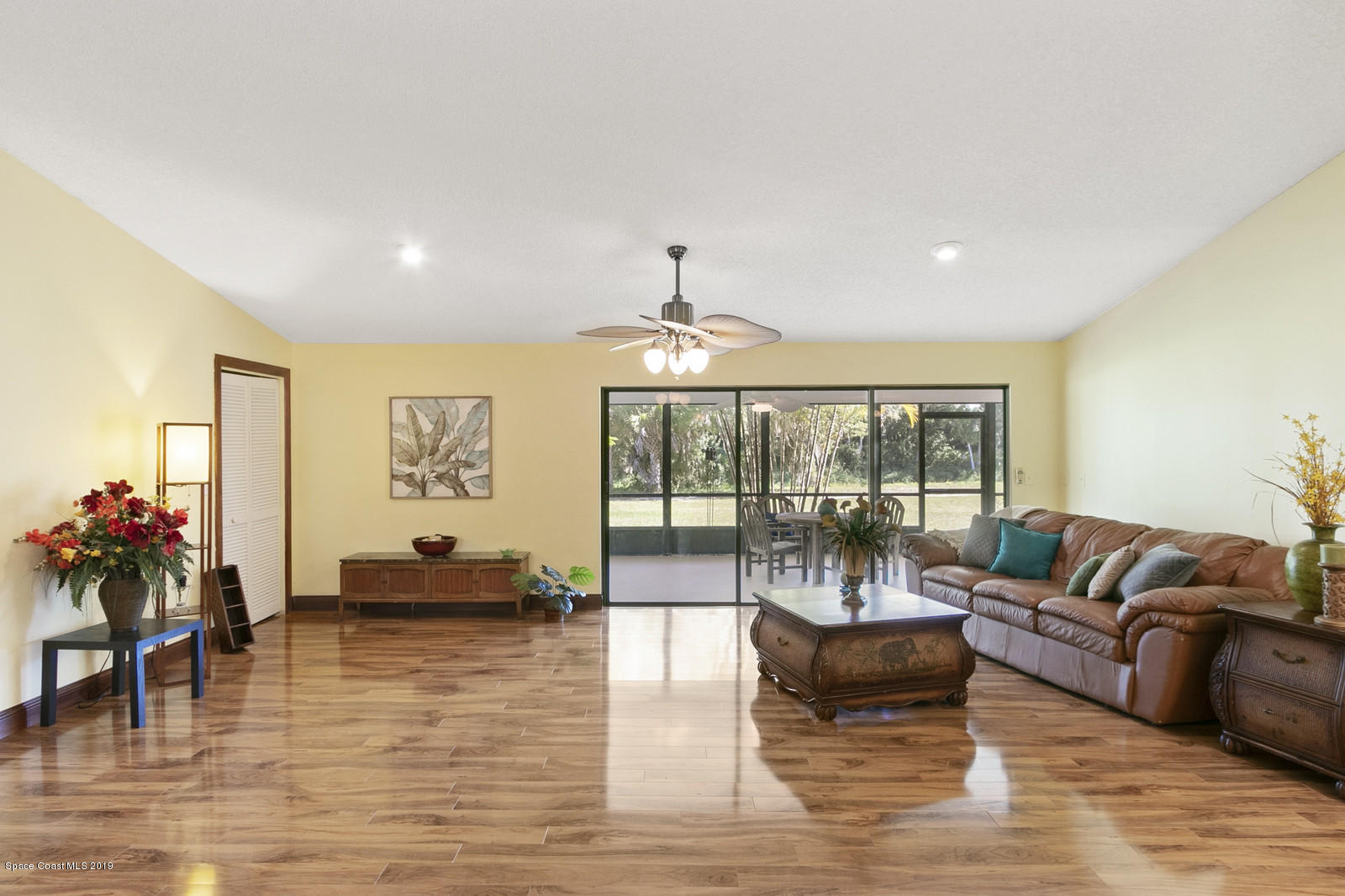 1320 Meadowbrook Road Northeast Palm Bay, FL 32905 - Photo 9 of 34 Great Room