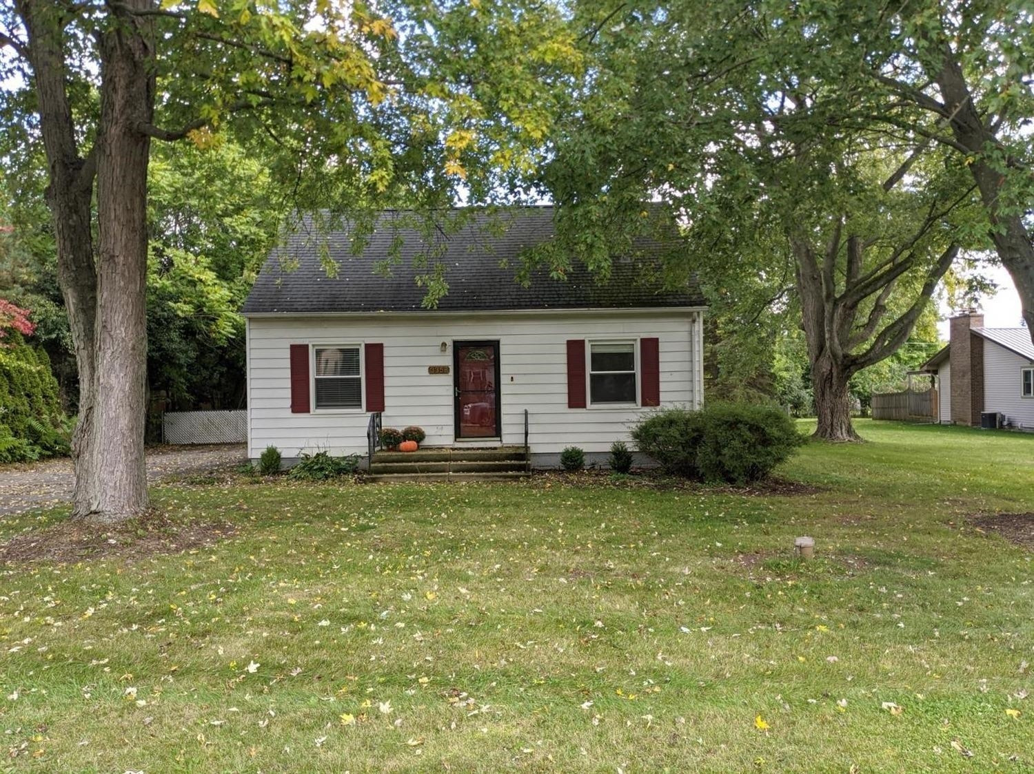3358 Beaumont Road Ann Arbor, MI 48105 - Photo 1 of 23 Photo 1
