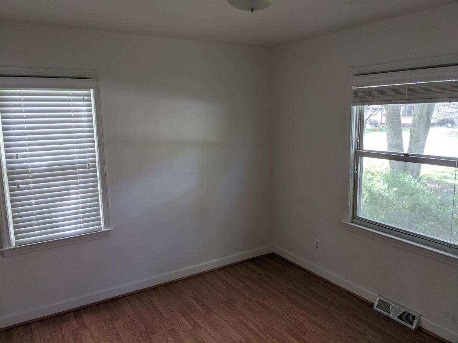 3358 Beaumont Road Ann Arbor, MI 48105 - Photo 12 of 23 Photo 12