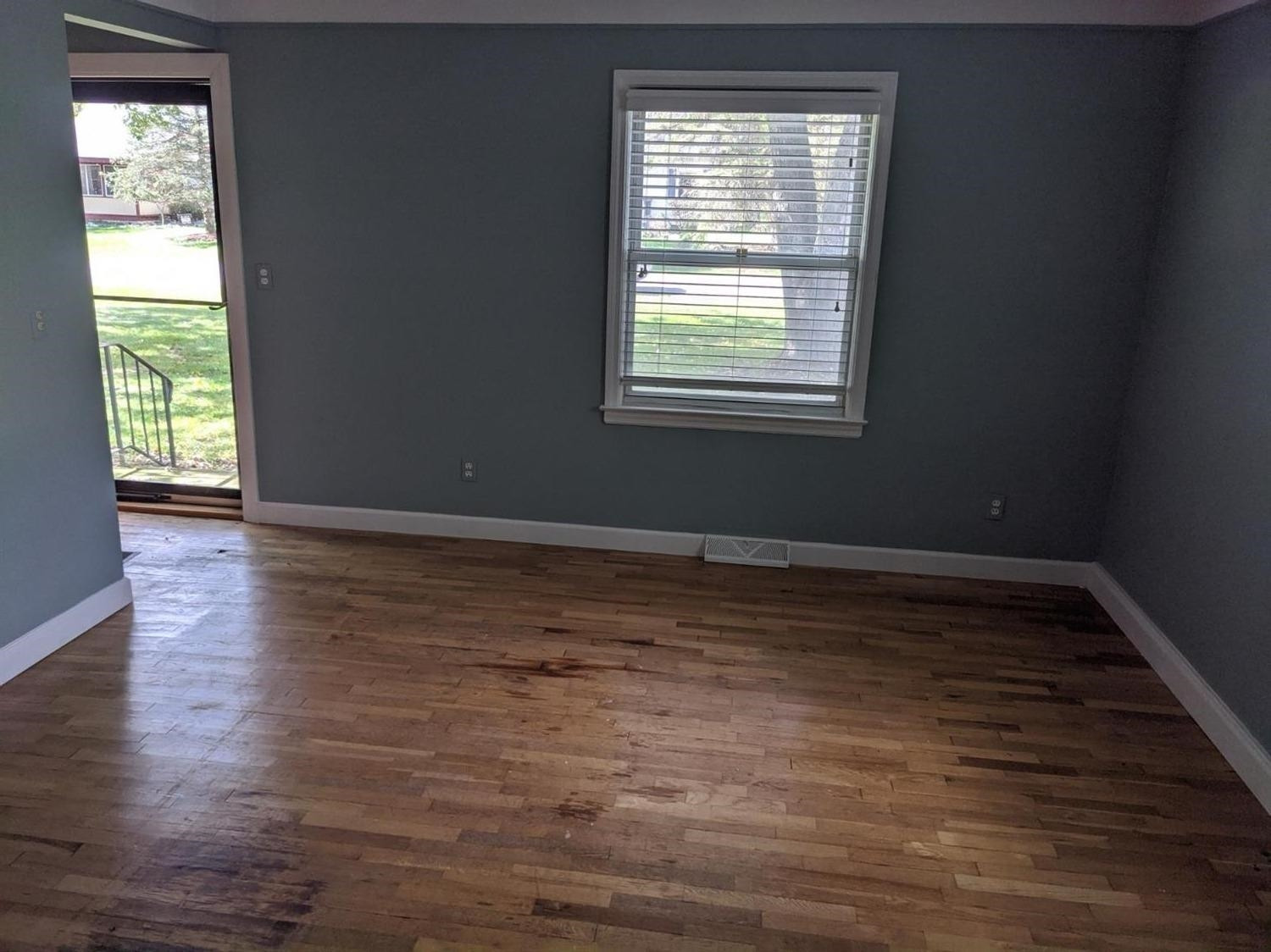 3358 Beaumont Road Ann Arbor, MI 48105 - Photo 2 of 23 Photo 2