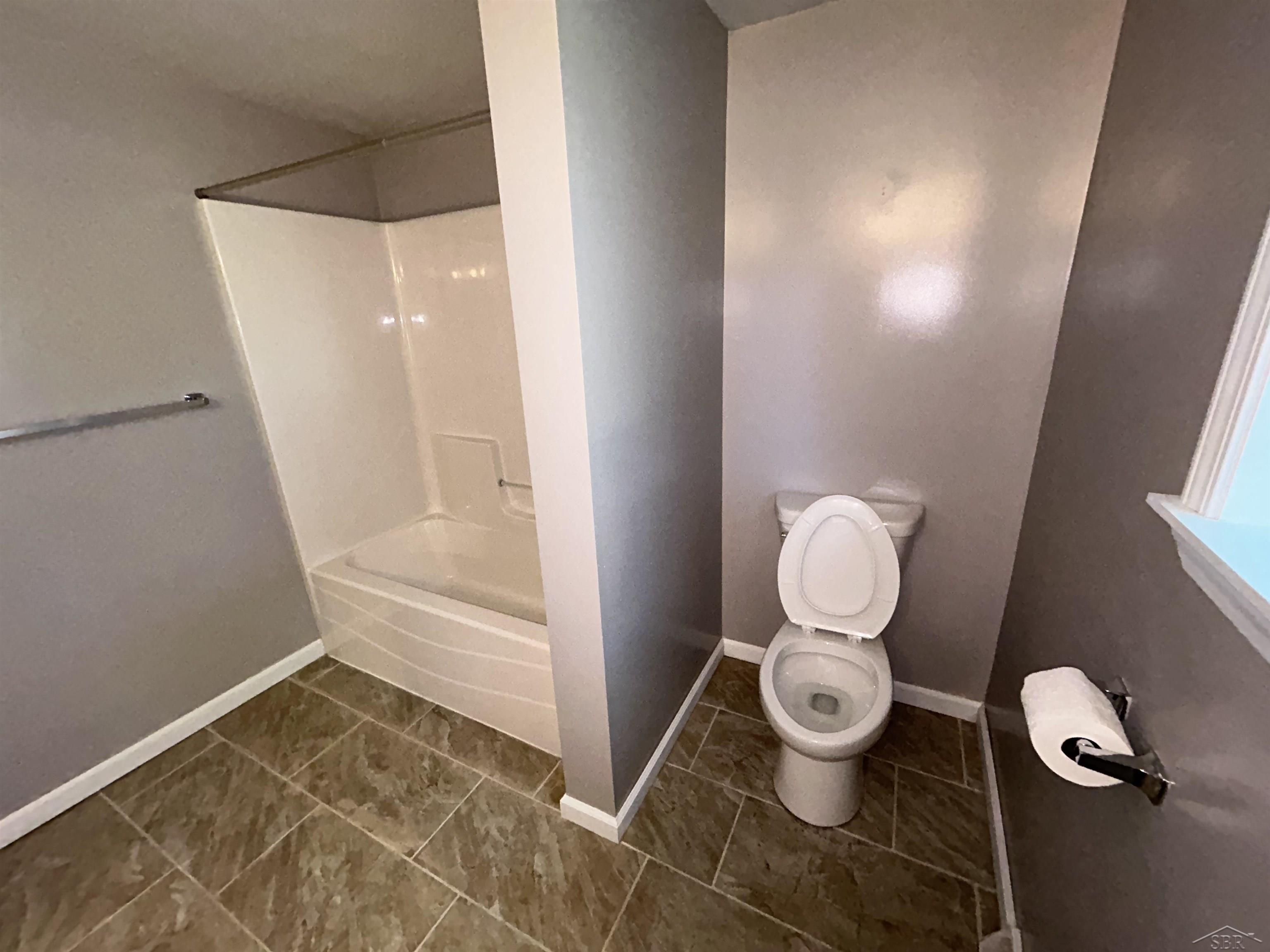 1807 Hemmeter Road Saginaw, MI 48638 - Photo 19 of 19 50188847-a1a9e8b7-00fc-4572-971e-e005ac3b517f.JPG