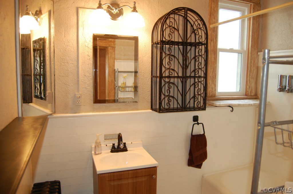 4231 Brook Road Richmond, VA 23227 - Photo 11 of 22 Gallery Image 11