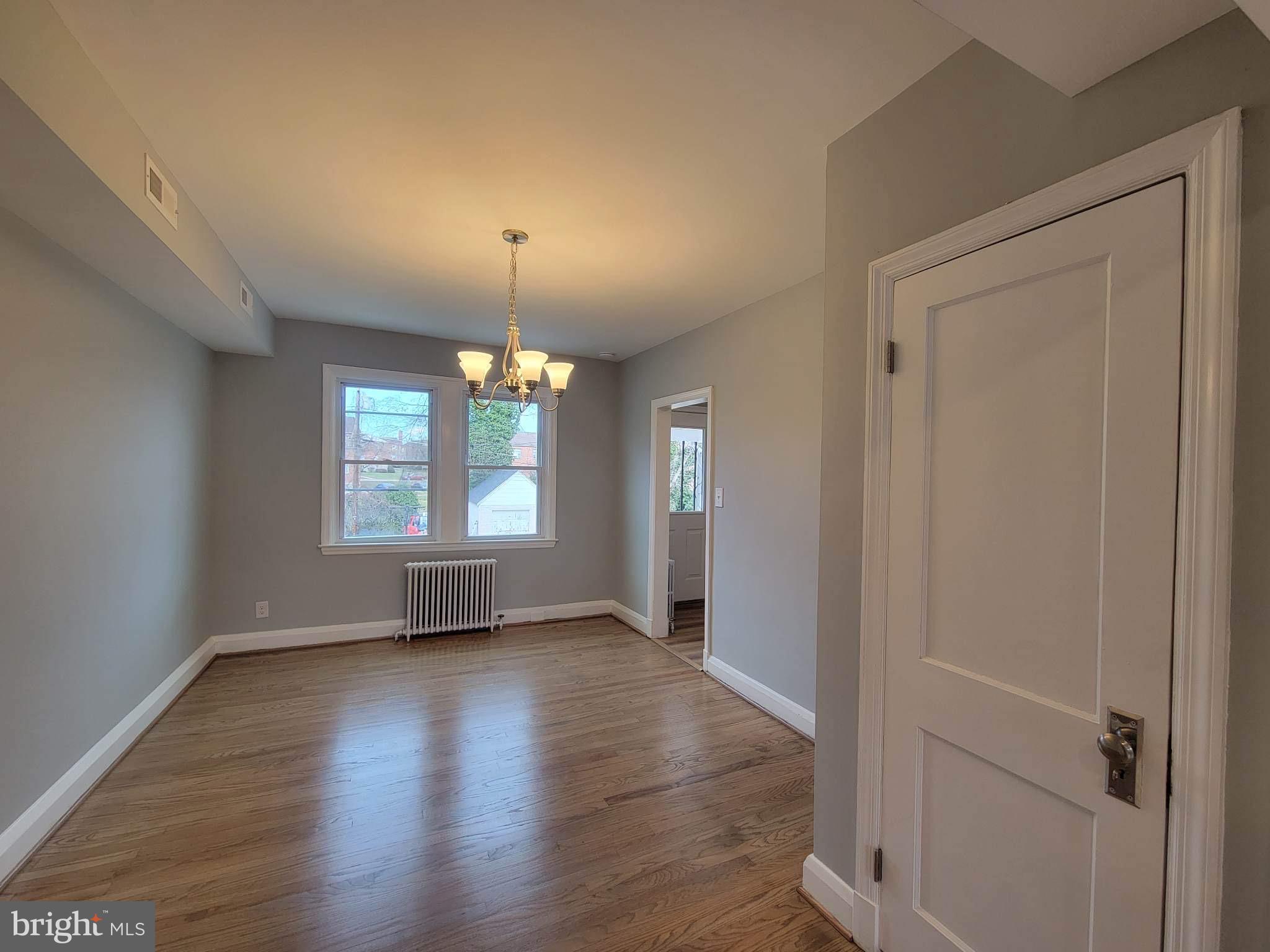 929 Elm Ridge Avenue Baltimore, MD 21229 - Photo 9 of 24 Gallery Image 9