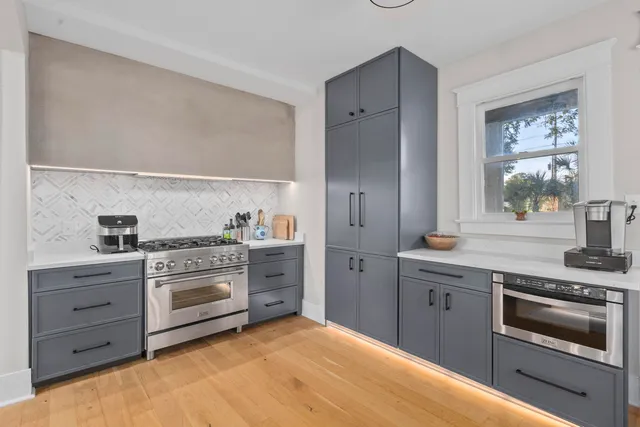 $1,275,000 | 1011 Ashley Avenue, Charleston, SC 29403