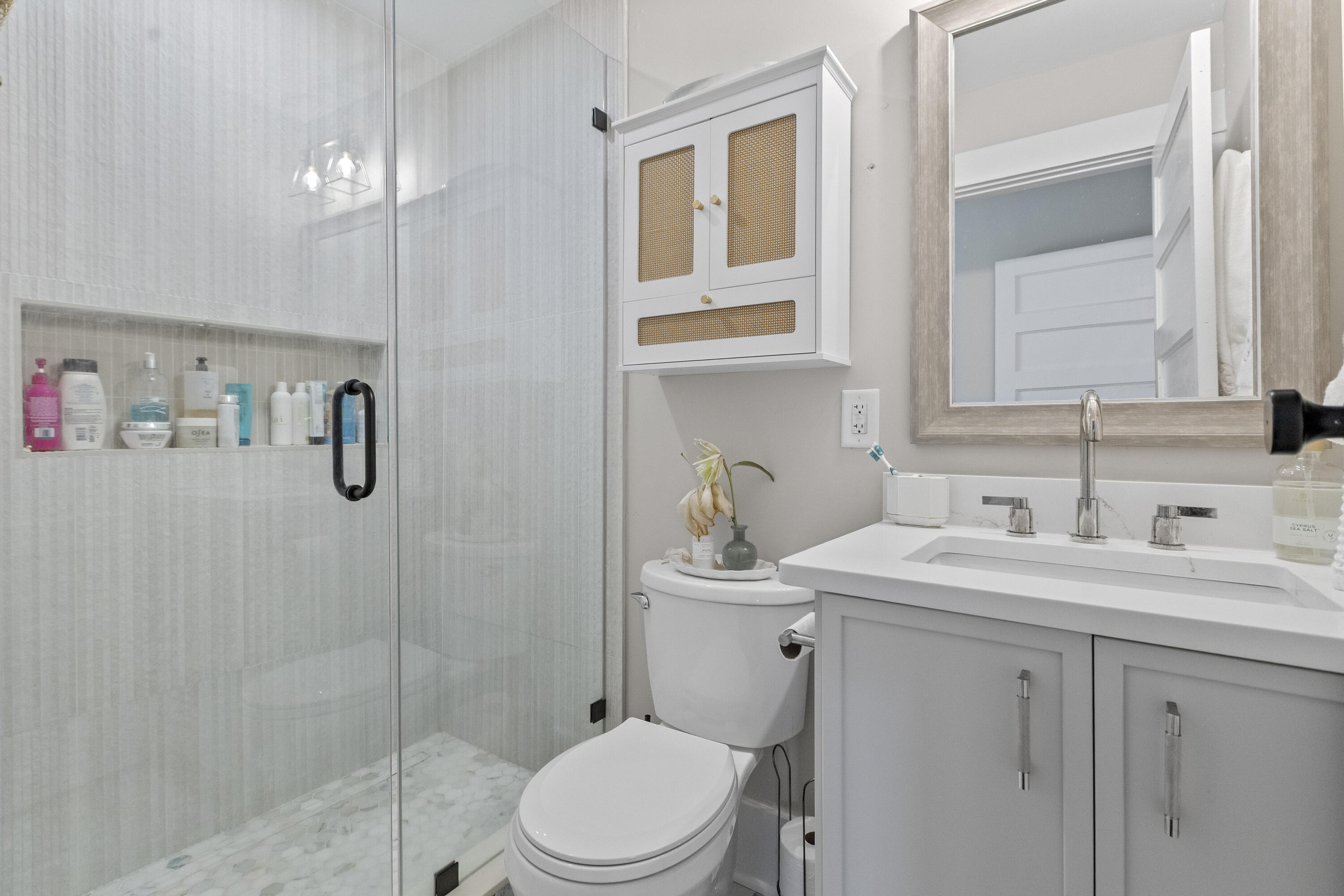 1011 Ashley Avenue Charleston, SC 29403 - Photo 41 of 45 Interior