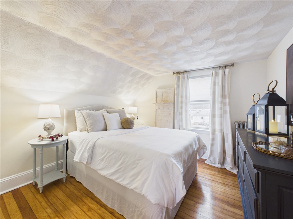 28 Myrtle Avenue Warwick, RI 02886 - Photo 33 of 37