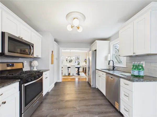 $499,000 | 28 Myrtle Avenue, Warwick, RI 02886