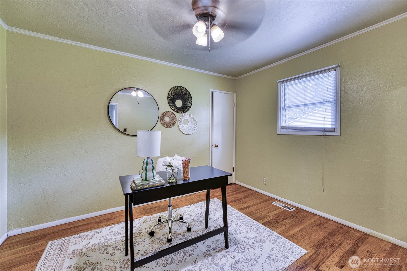 3822 Petersville Road Northeast Bremerton, WA 98310 - Photo 13 of 26 Gallery Image 13